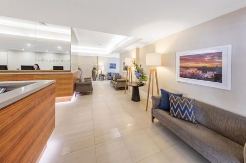 Macleay Hotel - Melbourne Tourism 3