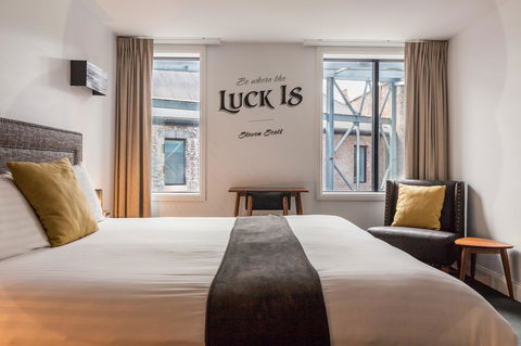 The Lucky Hotel - Melbourne Tourism 20