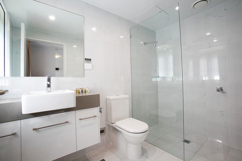 The Lucky Hotel - Melbourne Tourism 30