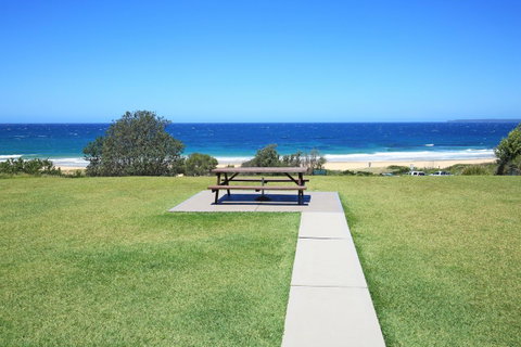 Glory @ Culburra - Absolute Beachfront - Pet & Family Friendly - Melbourne Tourism 13