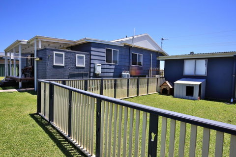 Glory @ Culburra - Absolute Beachfront - Pet & Family Friendly - Melbourne Tourism 21