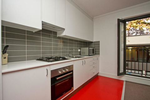The Star Apartments - Melbourne Tourism 9