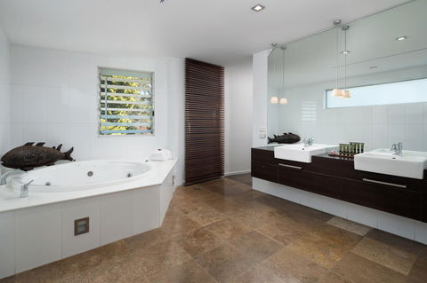 Bannisters By The Sea Mollymook - Melbourne Tourism 13