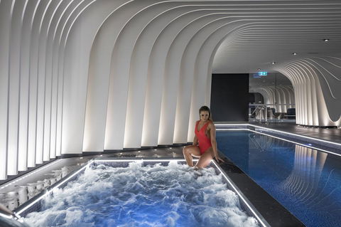 SKYE Suites Sydney - Melbourne Tourism 32