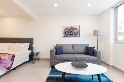 The Merchant Hotel - Melbourne Tourism 24