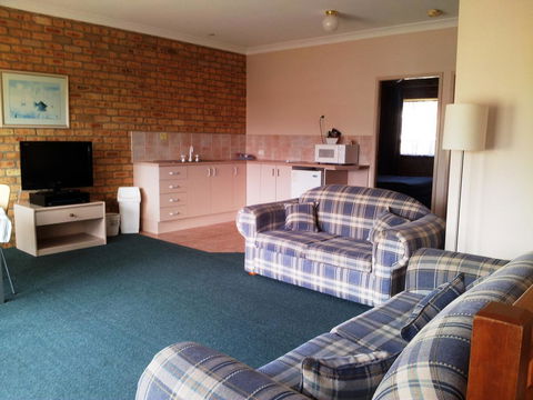 Mollymook Surfbeach Motel & Apartments - Melbourne Tourism 40