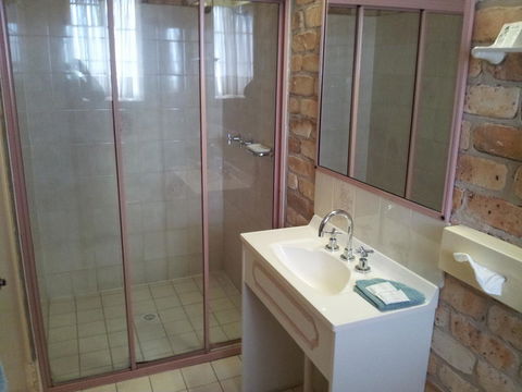 Mollymook Surfbeach Motel & Apartments - Melbourne Tourism 3