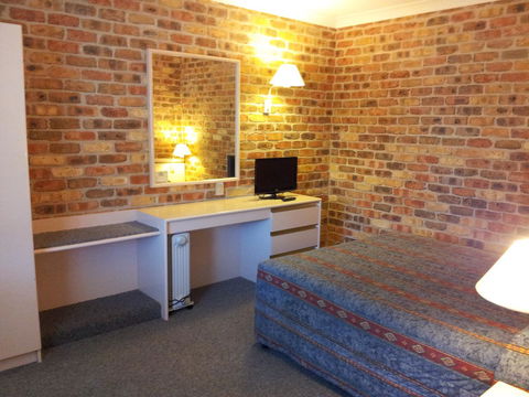 Mollymook Surfbeach Motel & Apartments - Melbourne Tourism 33