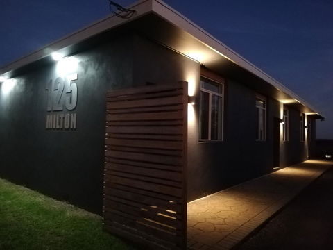125 Milton - Melbourne Tourism 12