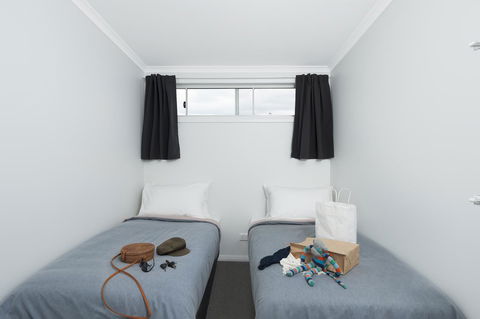 125 Milton - Melbourne Tourism 7