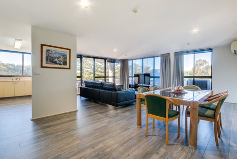 Pacific Towers Beach Resort - Melbourne Tourism 33