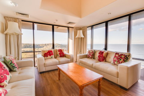 Pacific Towers Beach Resort - Melbourne Tourism 22