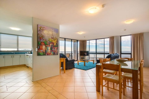 Pacific Towers Beach Resort - Melbourne Tourism 43