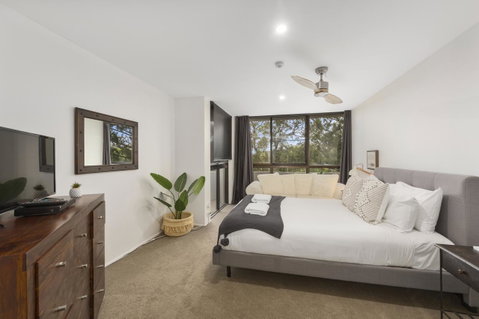 Pacific Towers Beach Resort - Melbourne Tourism 3