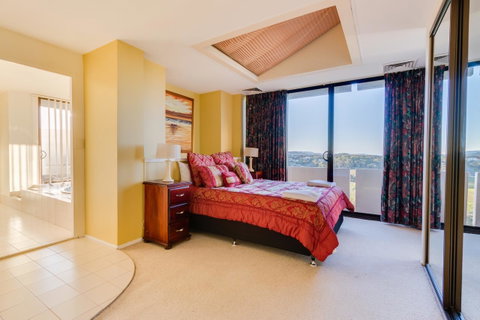 Pacific Towers Beach Resort - Melbourne Tourism 16