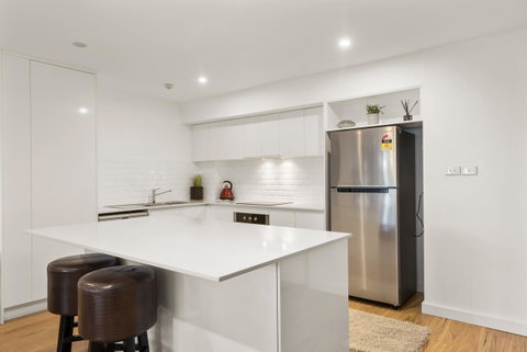 Pacific Towers Beach Resort - Melbourne Tourism 4