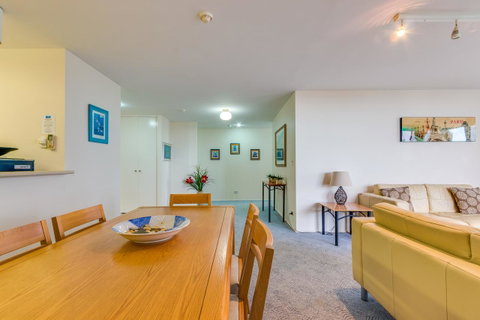 Pacific Towers Beach Resort - Melbourne Tourism 44