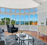 Huge Harbour View Apartment In Historic Home - Melbourne Tourism