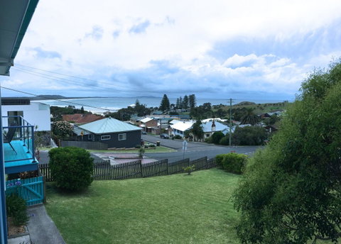 Clareview, 8 Korogora Street - Melbourne Tourism 0