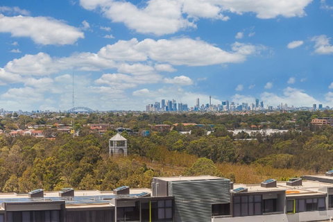 Australian Tower Stay - Melbourne Tourism 11