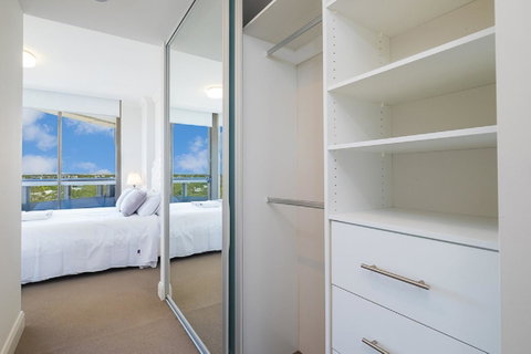 Australian Tower Stay - Melbourne Tourism 7