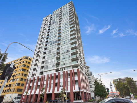 Gadigal Groove - Modern And Bright 3BR Executive Apartment In Zetland With Views - Melbourne Tourism 10