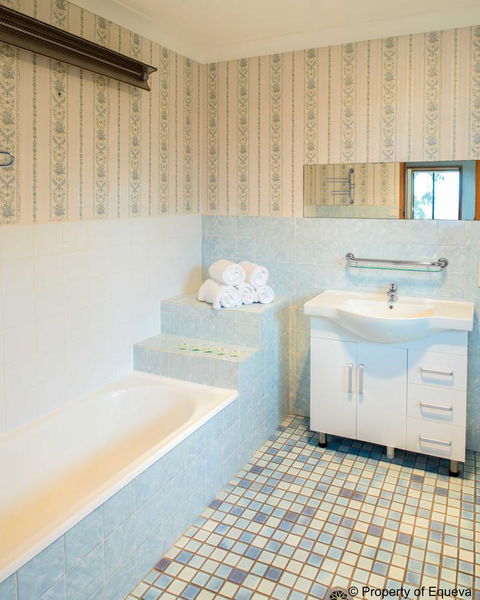 Villa Blue - Melbourne Tourism 4