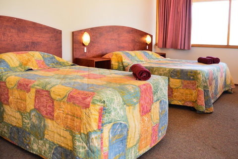 Erldunda Desert Oaks Resort - Melbourne Tourism 34