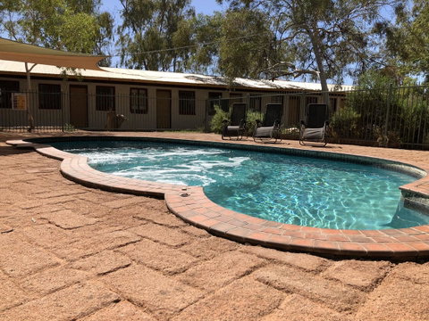 Glen Helen Lodge - Melbourne Tourism 24