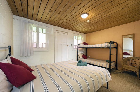 Glen Helen Lodge - Melbourne Tourism 11