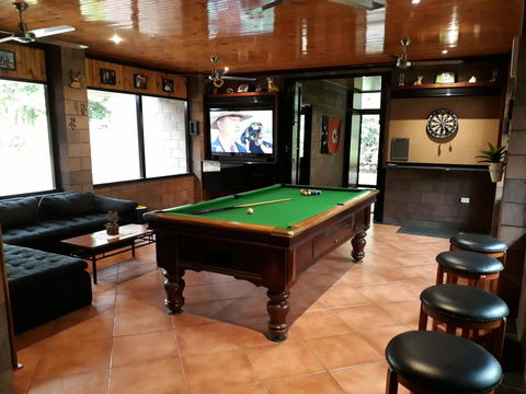 DARWIN'S SHADY ACRES RETREAT - Melbourne Tourism 18