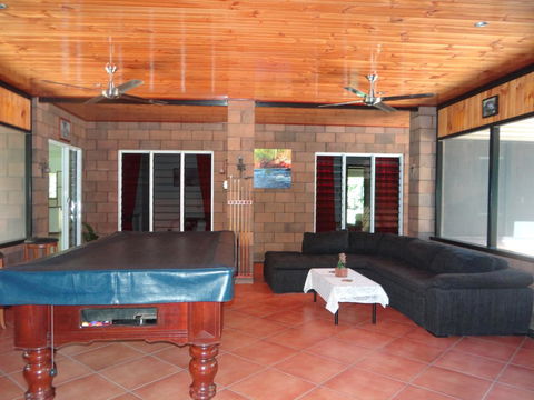 DARWIN'S SHADY ACRES RETREAT - Melbourne Tourism 17