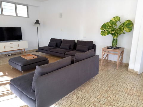 Arafura Blue - Melbourne Tourism 1