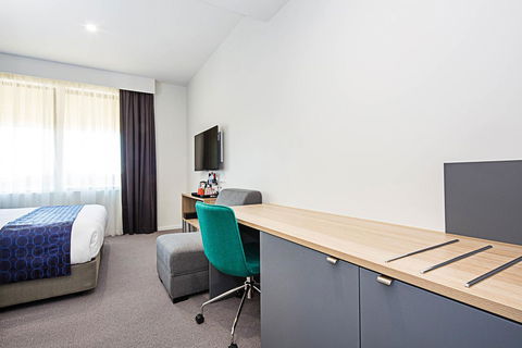 Mantra MacArthur Hotel - Melbourne Tourism 32
