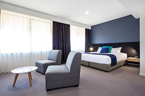 Mantra MacArthur Hotel - Melbourne Tourism 15