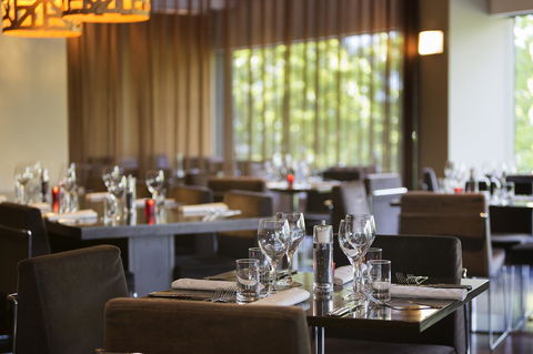Novotel Canberra - Melbourne Tourism 12