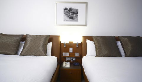 Novotel Canberra - Melbourne Tourism 18