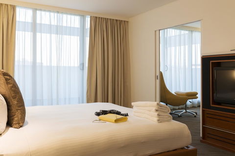 Novotel Canberra - Melbourne Tourism 40
