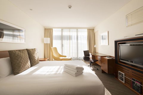 Novotel Canberra - Melbourne Tourism 10