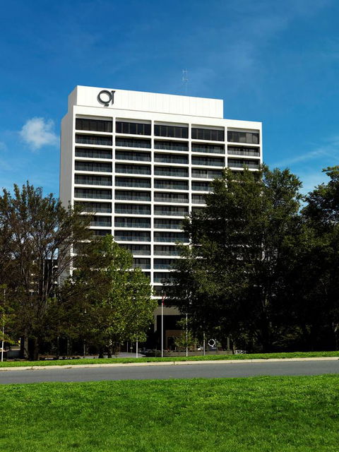 QT Canberra - Melbourne Tourism 2