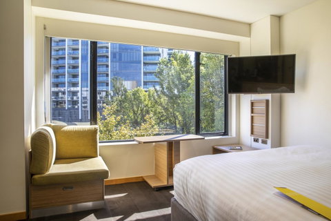 Crowne Plaza Canberra, An IHG Hotel - Melbourne Tourism 14