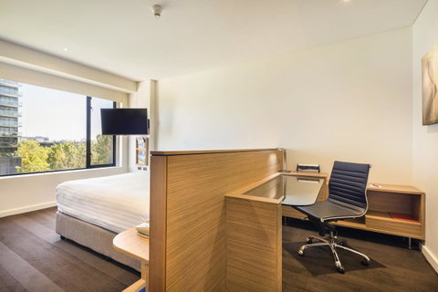 Crowne Plaza Canberra, An IHG Hotel - Melbourne Tourism 34