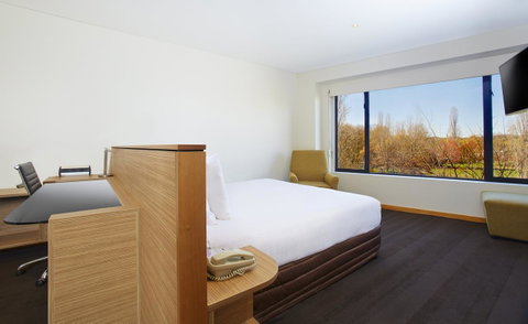 Crowne Plaza Canberra, An IHG Hotel - Melbourne Tourism 41
