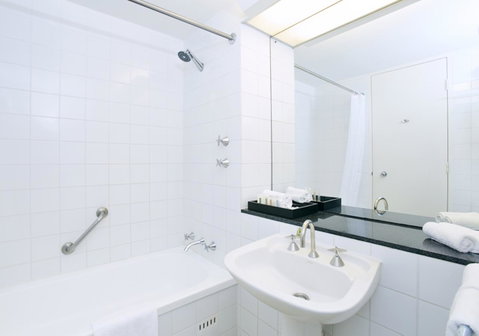 Crowne Plaza Canberra, An IHG Hotel - Melbourne Tourism 25