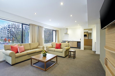 Crowne Plaza Canberra, An IHG Hotel - Melbourne Tourism 11