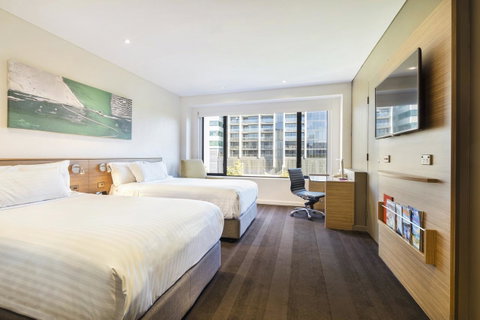 Crowne Plaza Canberra, An IHG Hotel - Melbourne Tourism 31