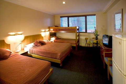 Madison Capital Executive Apartments - Melbourne Tourism 4