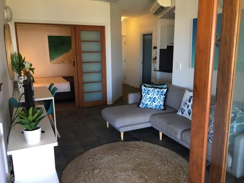 Lennox Holiday Apartments - Melbourne Tourism 20