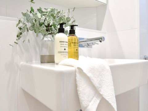 BONDI BEACH PAD-hosted By:L'Abode Accommodation - Melbourne Tourism 2