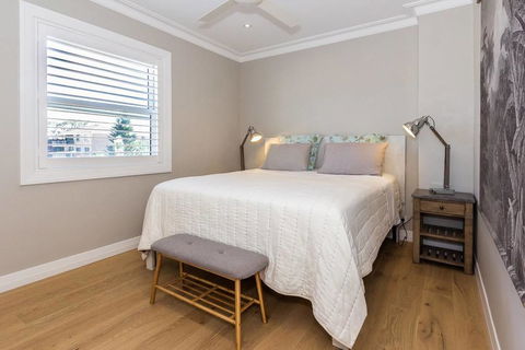 BONDI BREEZE-hosted By:L'Abode Accommodation - Melbourne Tourism 2